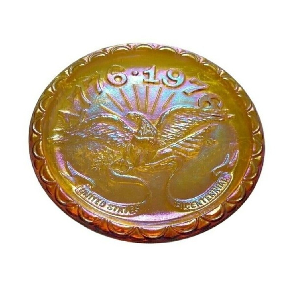 United States Bicentennial 1776 1976 Eagle Shield Carnival Glass Plate